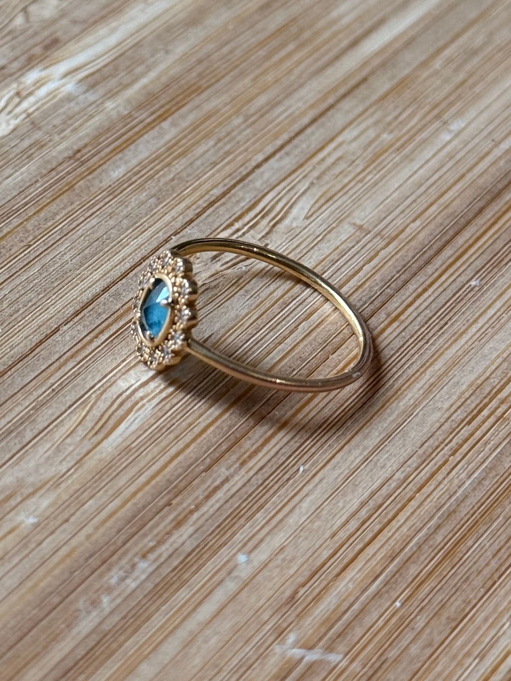 Anillo piedra azul