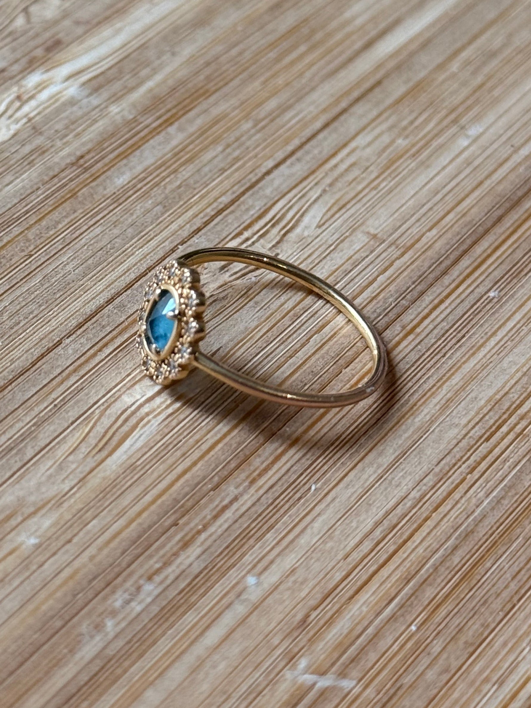 Anillo piedra azul